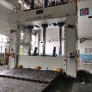 []出售一台400吨合模机